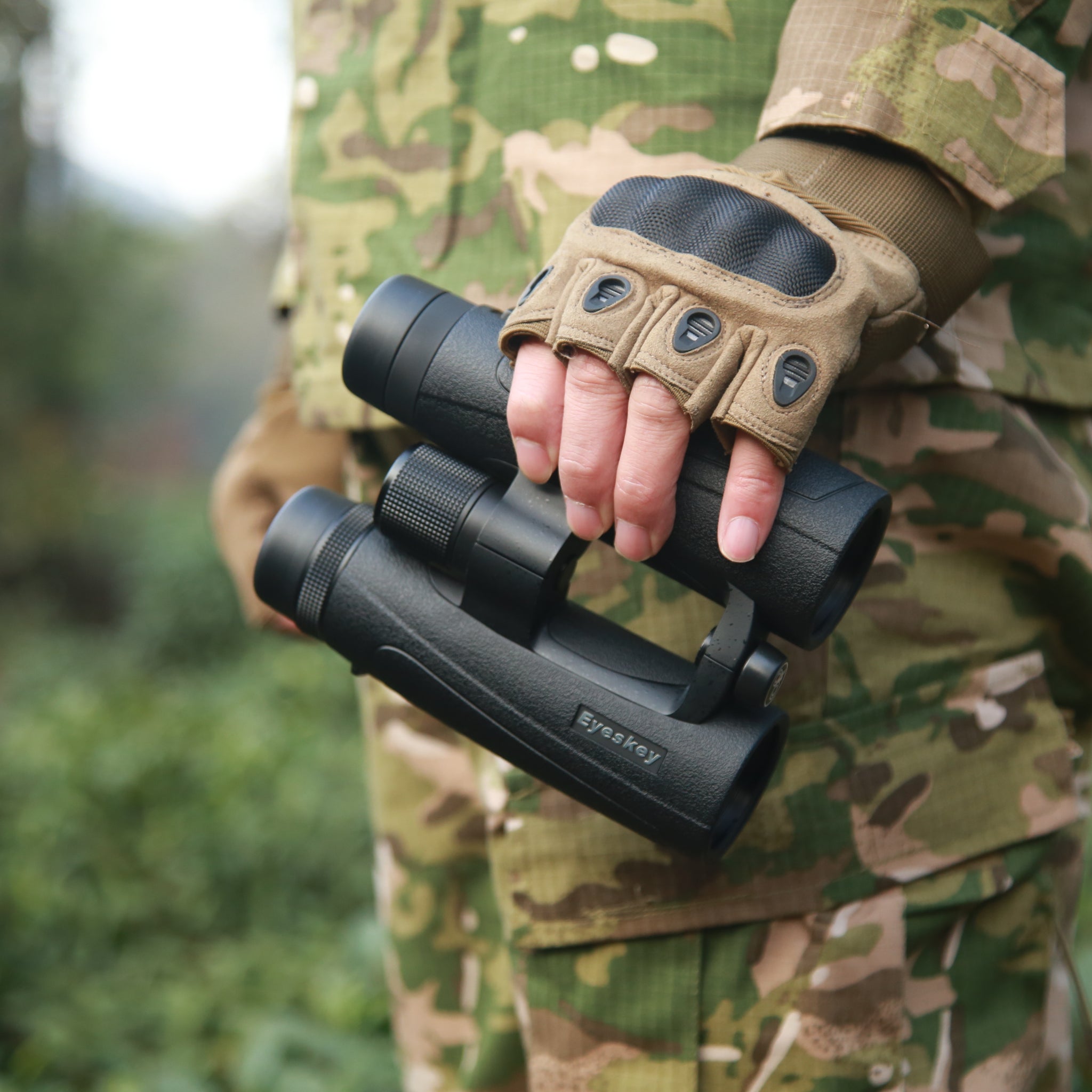 Hunting Elk and Mule Deer: Binoculars Recommended by Hunters